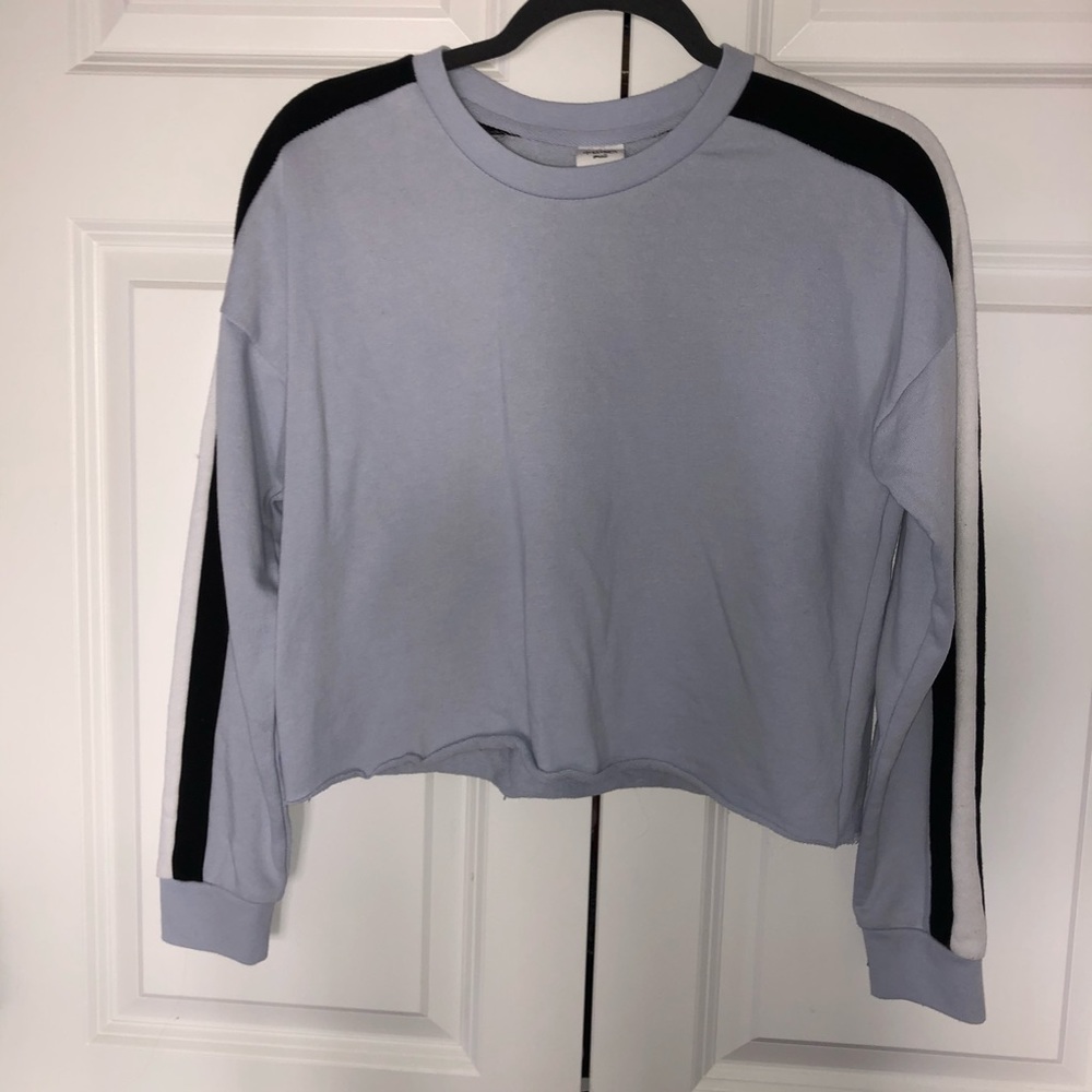 Light blue cropped sweatshirt